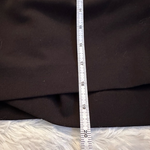 DINATED❌Adrienne Vittadini Black Skirt, NWT, sz 4 - Picture 3 of 7